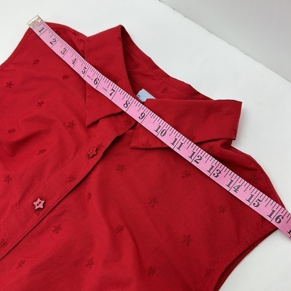 Cascade Blues Red Sleeveless Eyelet Button Shirt 1X Star Embroidery and Buttons - Picture 10 of 12